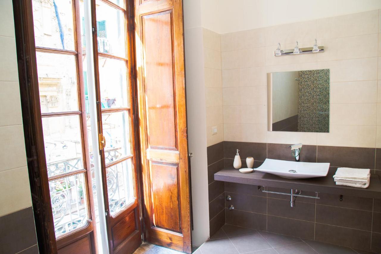 Bed & Breakfast I Racconti Di Partenope Napels