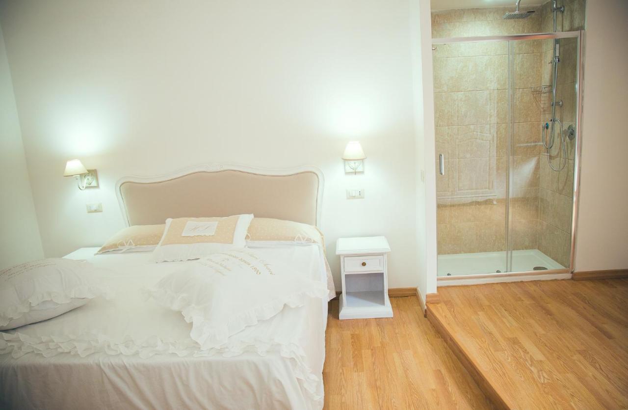 Bed & Breakfast I Racconti Di Partenope Napels